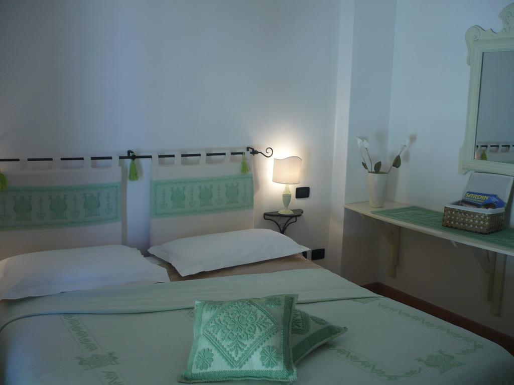 Ferienwohnung Le Pavoncelle Alghero Zimmer foto